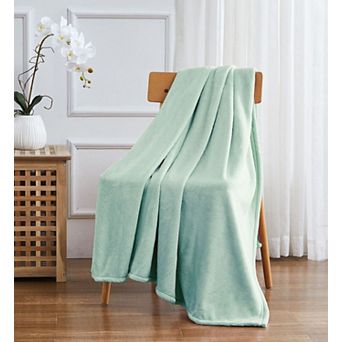 Kate Aurora Ultra Soft And Plush Oversized Aqua Fleece Accent Throw Blanket