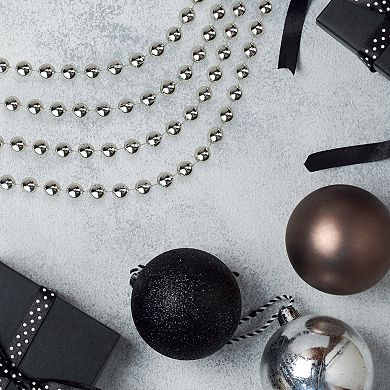 Northlight 33-ft. Shiny Silver Round Beaded Commercial Christmas Garland