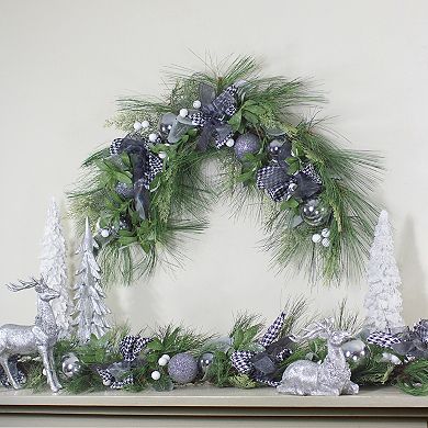 Northlight Real Touch™ Winter Foliage & Berries Artificial Christmas Decor