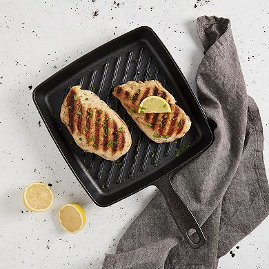 Mingle & Co. 9.8-Inch Pre-Seasoned Cast Iron Grill Pan