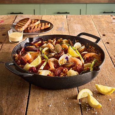 Mingle & Co. 13-Inch Cast Iron Pan with Pour Spout