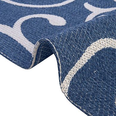 Unique Loom Scroll Decatur Throw or Area Rug