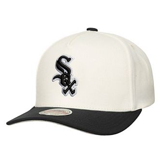 Men's Mitchell & Ness Cream Chicago White Sox Stretch-Snapback Hat