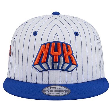 Men's New Era White New York Knicks Deceptor Pinstripe 9FIFTY Snapback Hat