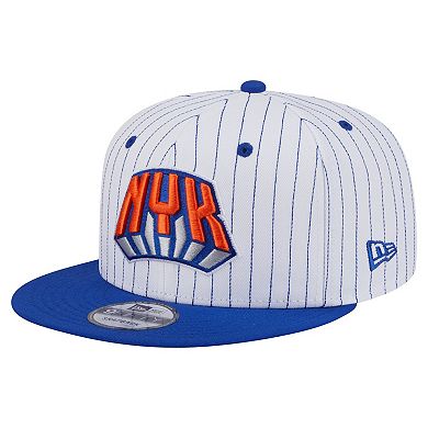Men's New Era White New York Knicks Deceptor Pinstripe 9FIFTY Snapback Hat