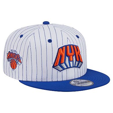 Men's New Era White New York Knicks Deceptor Pinstripe 9FIFTY Snapback Hat
