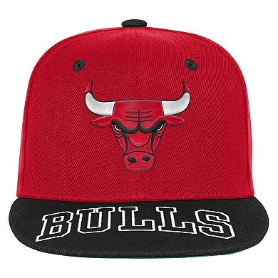 Youth Outerstuff Red/Black Chicago Bulls Two-Tone Snapback Hat