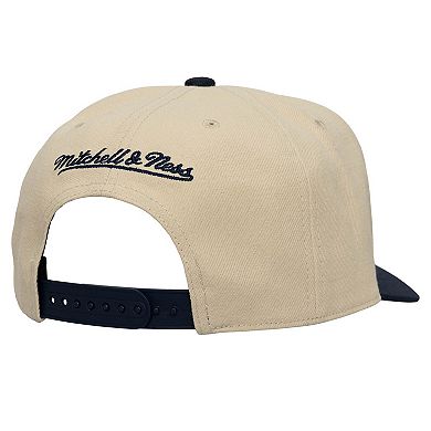 Men's Mitchell & Ness Cream/Navy New England Revolution Upside Down Pro Pinch Snapback Hat