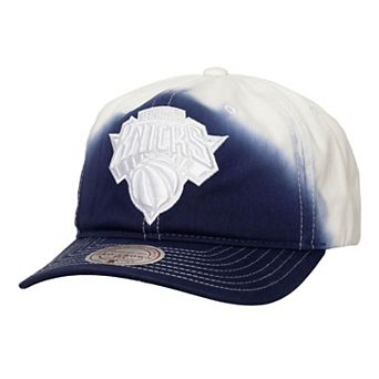 Men's Mitchell & Ness Royal/White New York Knicks Dip Dye Pro Crown Adjustable Hat