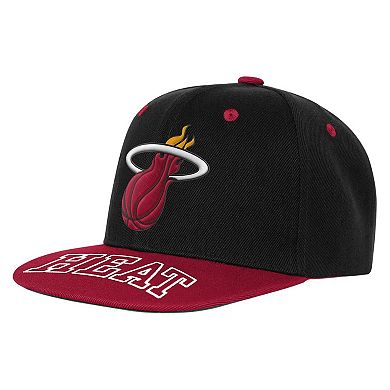 Youth Outerstuff Black/Red Miami Heat Two-Tone Snapback Hat
