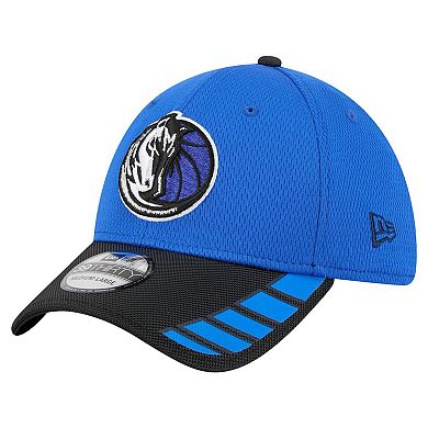 Men's New Era Blue Dallas Mavericks Visor Hit 39THIRTY Flex Hat