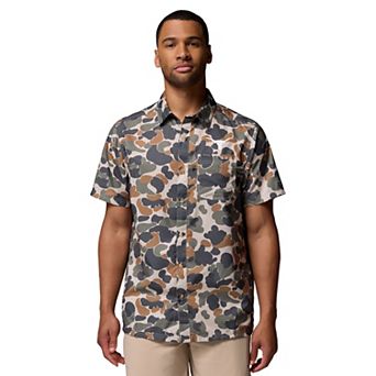 Men's Columbia Camo Texas Longhorns Super Slack Tide Omni-Wick Button-Up Shirt