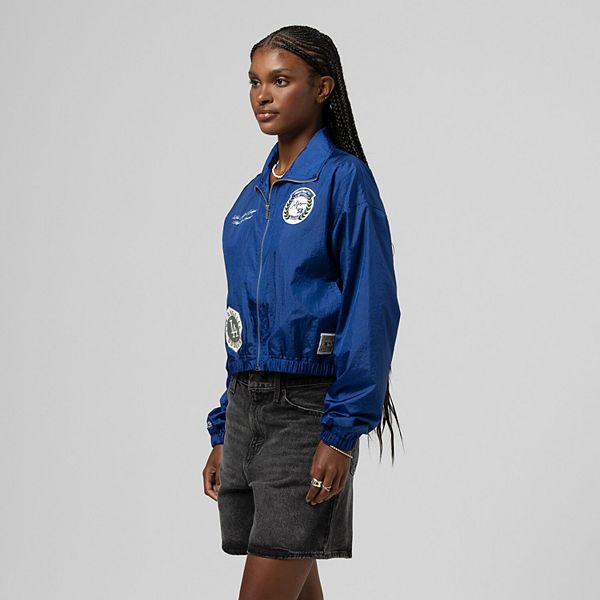 7896802?wid=600&hei=600&