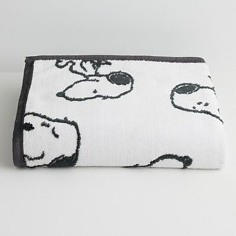 The Big One® Peanuts Snoopy Allover Print High Low Sherpa Throw Blanket