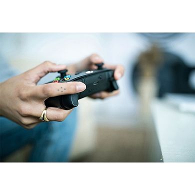 Microsoft Xbox Wireless Controller for Xbox Series X, Xbox Series S, Xbox One & PCs