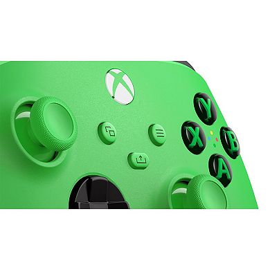 Microsoft Xbox Wireless Controller for Xbox Series X, Xbox Series S, Xbox One & PCs