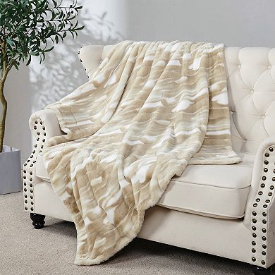 Home Soft Things Faux Fur Throw Blanket