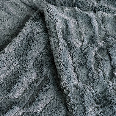 Home Soft Things Double Sided Faux Fur Throw Blanket