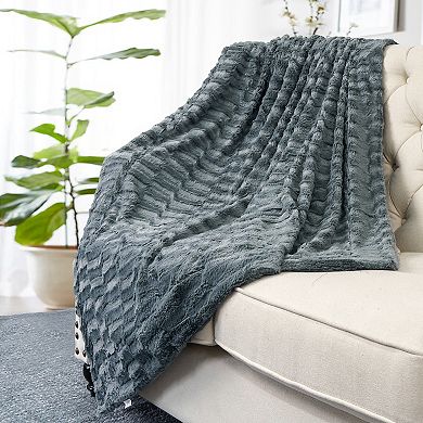 Home Soft Things Double Sided Faux Fur Throw Blanket