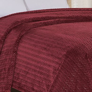 Chevron Plush 100% Polyester Blanket King Stylish Soft All Seasons
