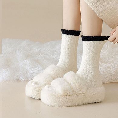 Women's 3 - Pack Cable Knit Crew Socks with Soft Textured Fabric and Contrast Cuff Detail