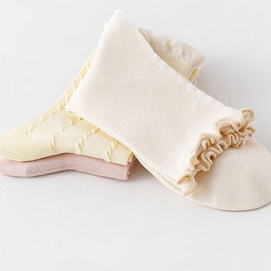 Women's 3 Pairs Ruffled Ankle Socks with Scalloped Trim and Soft Knit Fabric