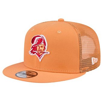 Men's New Era Orange Tampa Bay Buccaneers Throwback Main Trucker 9FIFTY Snapback Hat