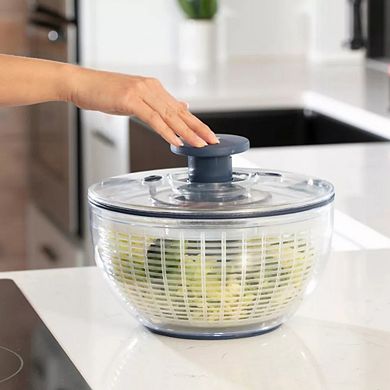 Salad Spinner Lettuce Spinner Vegetable Cleaner and Dryer with Built-in Draining System - 5.3 Quarts