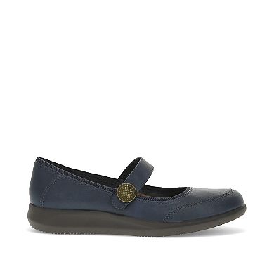 Baretraps Joesie Women's Mary Jane Flats