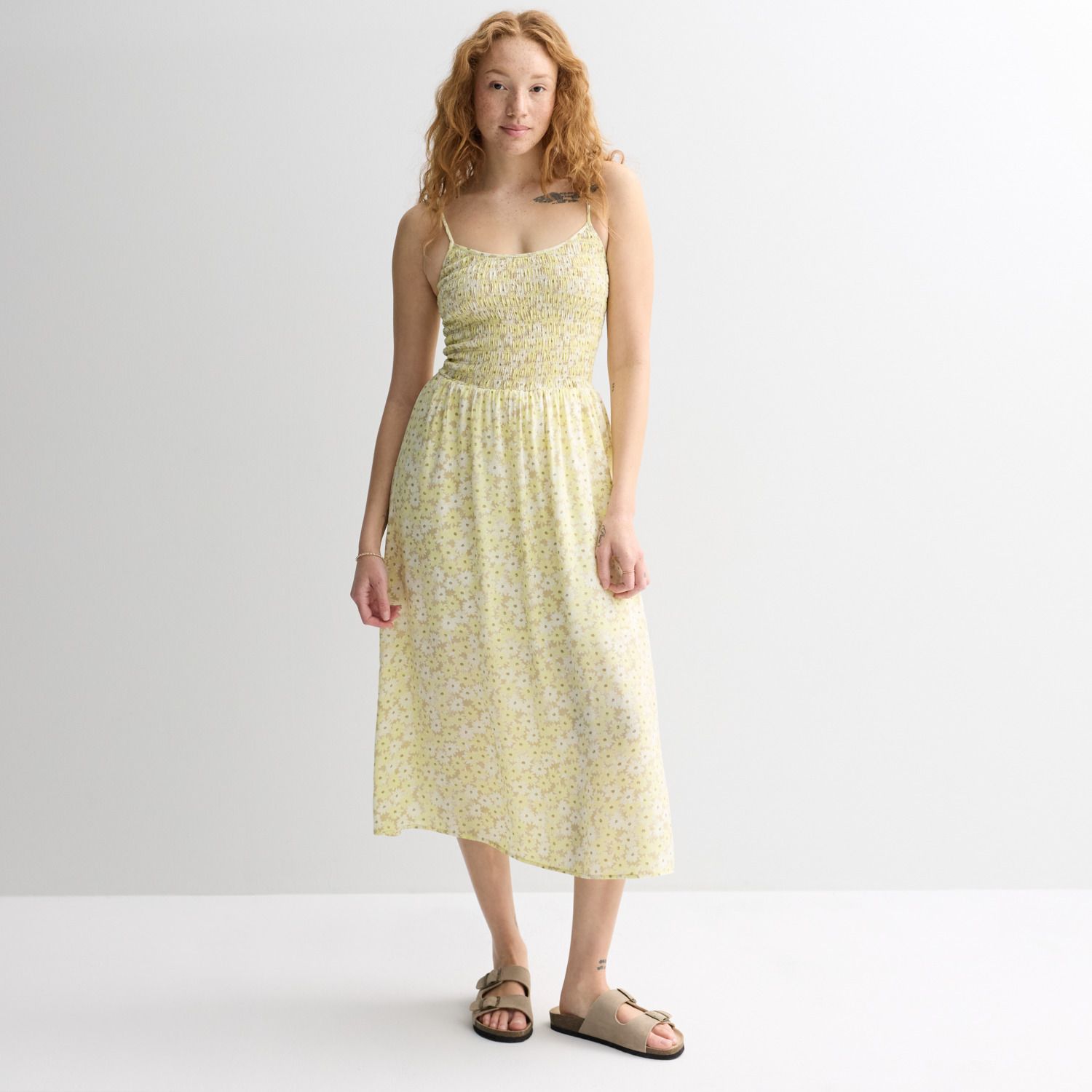 Женские платья SO Juniors' SO® Smocked Midi Dress
