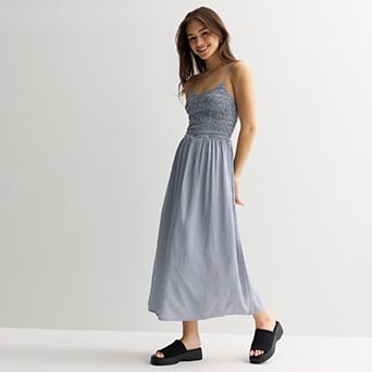 Juniors' SO® Smocked Midi Dress