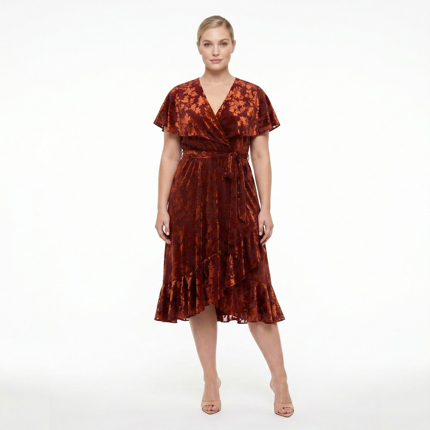 Женские платья Maison Tara Plus Size Maison Tara Burnout Velvet Caplet Dress