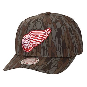 Men's Mitchell & Ness Camo Detroit Red Wings Hidden Camo Pro Crown Adjustable Hat