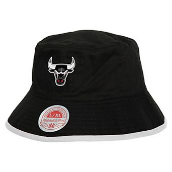Men's Mitchell & Ness Black/Red Chicago Bulls Flip It Reversible Bucket Hat
