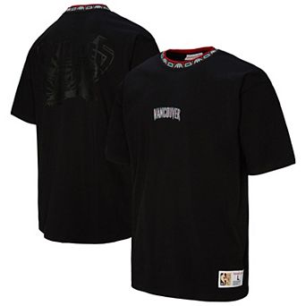 Unisex Mitchell & Ness Black Vancouver Grizzlies Playmaker Vintage Logo T-Shirt