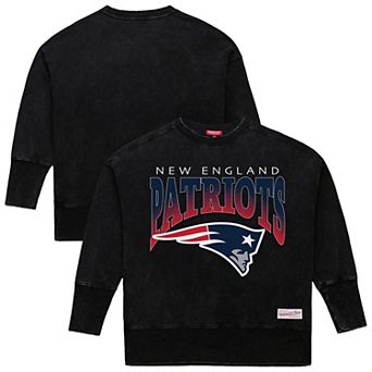 Women's Mitchell & Ness Black New England Patriots Delineate Mineral Wash Crewneck Sweatshirt