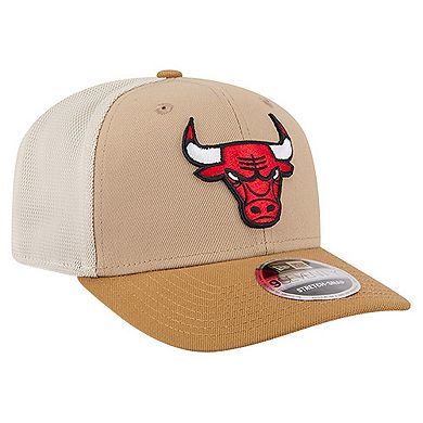 Men's New Era Tan/Light Brown Chicago Bulls Two-Tone 9SEVENTY Adjustable Trucker Hat