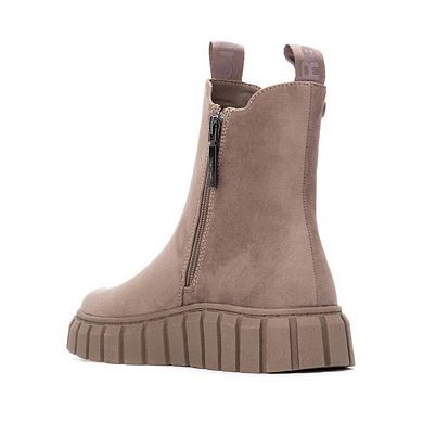 Refresh Women's Comfort Chelsea Suede Booties 173088