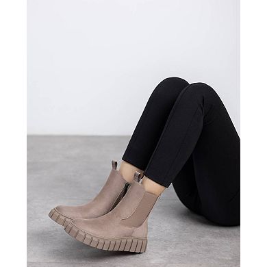 Refresh Women's Comfort Chelsea Suede Booties 173088