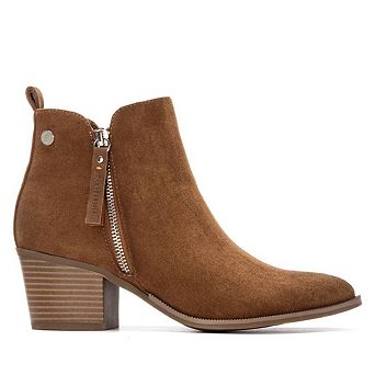 Refresh Women's Block Heel Suede Ankle Booties 173180