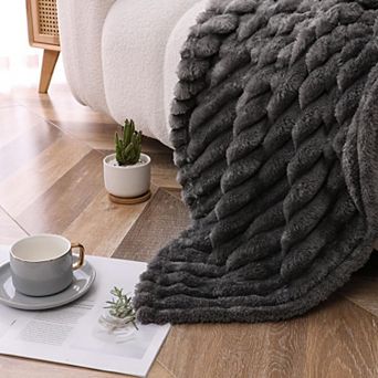 Kate Aurora Lux Ultra Soft and Plush Umbra Ombre Designed Oversized Accent Throw Blanket