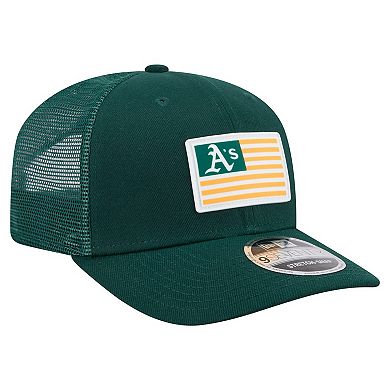 Men's New Era Green Athletics Flag 9SEVENTY Stretch-Snap Hat