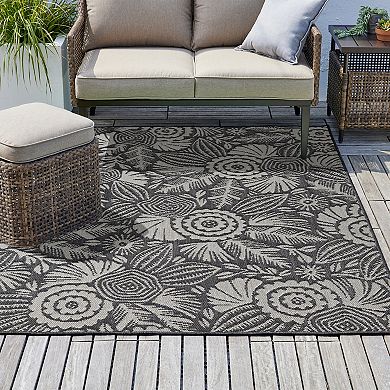Sonoma Goods For Life® Floral Burst Indoor / Outdoor Area Rug