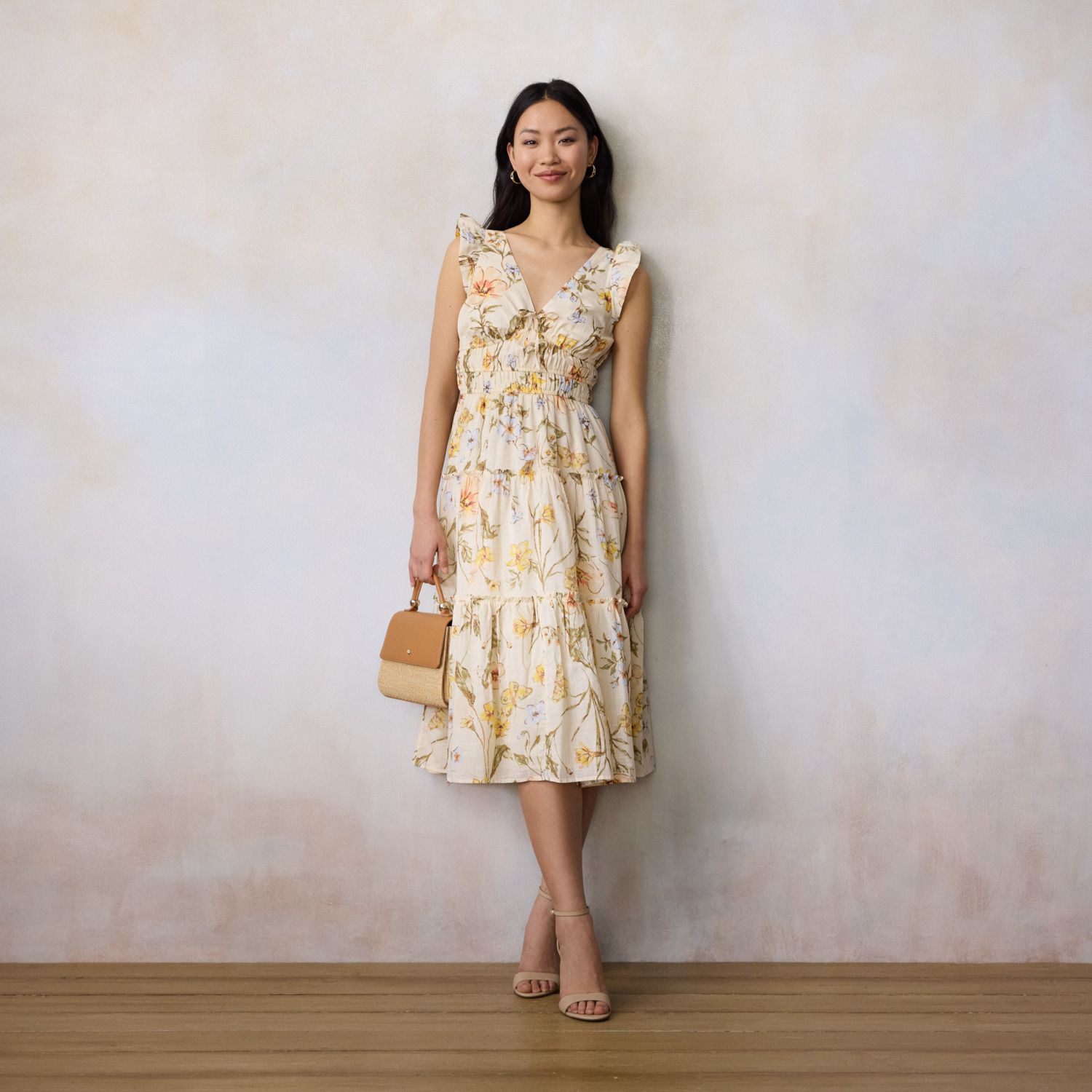 Женские платья LC Lauren Conrad Petite LC Lauren Conrad Shirred Bodice Ruffle Sleeve Midi Dress