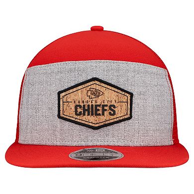 Men's New Era Gray/Red Kansas City Chiefs Cork Split Panel 9FIFTY Trucker Snapback Hat