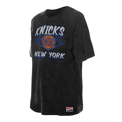 Women's New Era Black New York Knicks Throwback Mineral Wash Oversized T-Shirt
