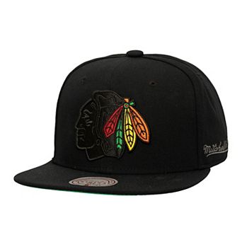 Men's Mitchell & Ness Black Chicago Blackhawks Core Team Special Snapback Hat