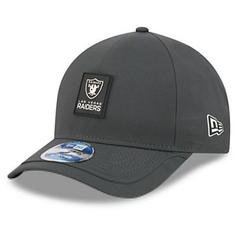 Men's New Era Charcoal Las Vegas Raiders 2025 Sideline Cold Weather 9FORTY M-Crown Adjustable Hat