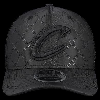 Men's New Era Black Cleveland Cavaliers Quilted 9SEVENTY Trucker Adjustable Hat