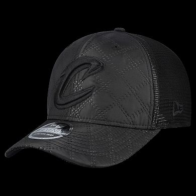 Men's New Era Black Cleveland Cavaliers Quilted 9SEVENTY Trucker Adjustable Hat